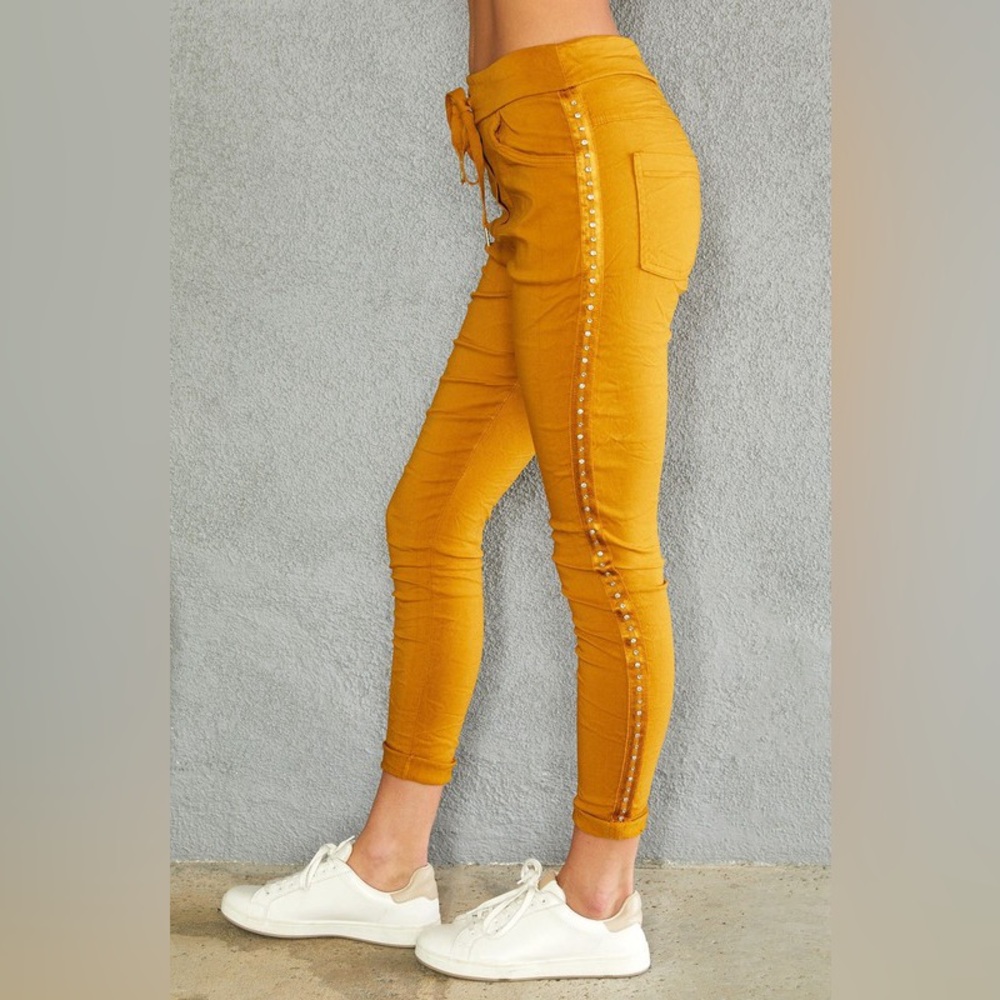 (60580-MUS) DRAWSTRING CRINKLE JOGGERS WITH RHINESTONES SIDE STRIP